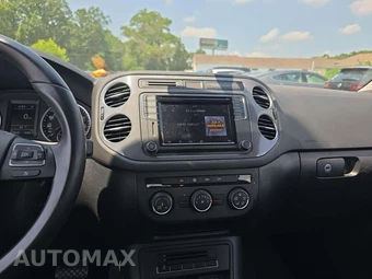 2018 Volkswagen Tiguan Limited - miniatura 10