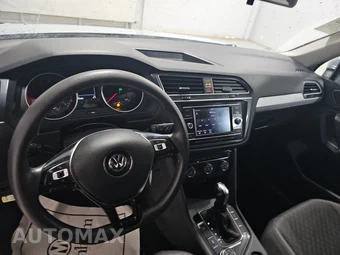 2018 Volkswagen Tiguan S – miniatura 11