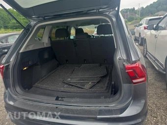 2018 Volkswagen Tiguan S - miniatura 19