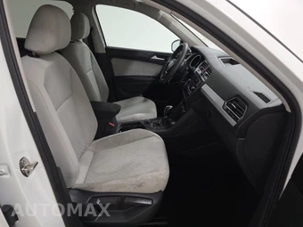 2018 Volkswagen Tiguan S - miniatura 8