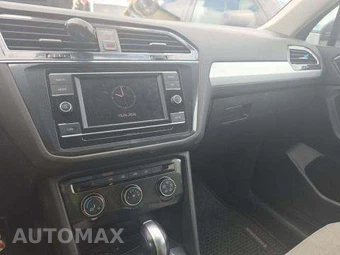 2018 Volkswagen Tiguan S - miniatura 10