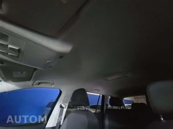 2018 Volkswagen Tiguan S – miniatura 11