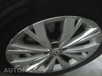 2018 Volkswagen Tiguan S – miniatura 24