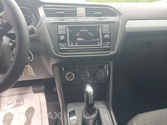 2018 Volkswagen Tiguan S - miniatura 11