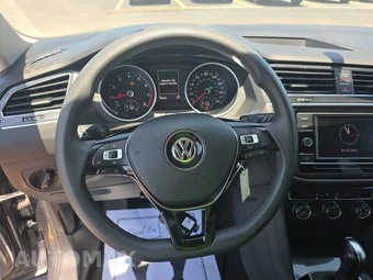 2018 Volkswagen Tiguan S - miniatura 10