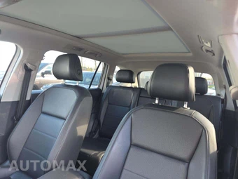 2018 Volkswagen Tiguan SE – miniatura 11