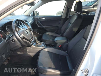 2018 Volkswagen Tiguan SE – miniatura 6
