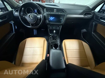 2018 Volkswagen Tiguan SE - miniatura 15