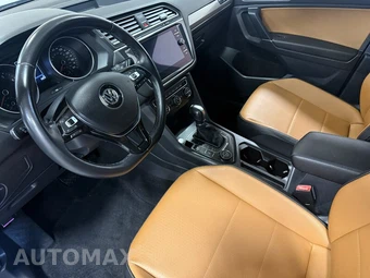 2018 Volkswagen Tiguan SE - miniatura 17