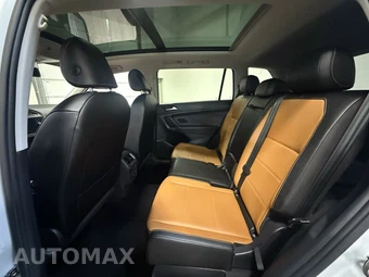2018 Volkswagen Tiguan SE - miniatura 30