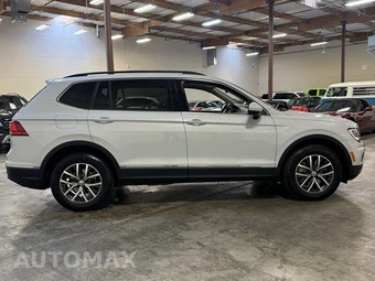 2018 Volkswagen Tiguan SE - miniatura 8