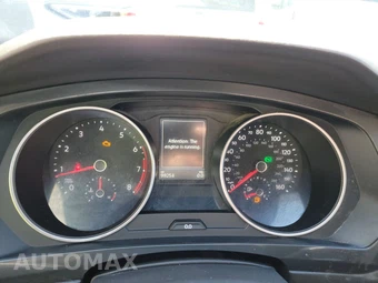 2018 Volkswagen Tiguan SE – miniatura 12