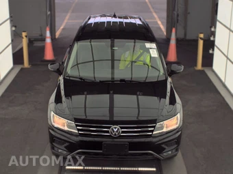 2018 Volkswagen Tiguan SE – miniatura 2