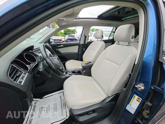 2018 Volkswagen Tiguan SE – miniatura 3
