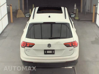2018 Volkswagen Tiguan SE - miniatura 5