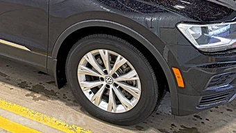 2018 Volkswagen Tiguan SE – miniatura 8