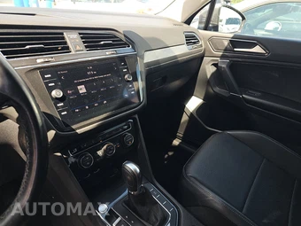 2018 Volkswagen Tiguan SE – miniatura 11