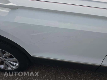 2018 Volkswagen Tiguan SE – miniatura 31