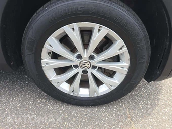 2018 Volkswagen Tiguan SE – miniatura 32