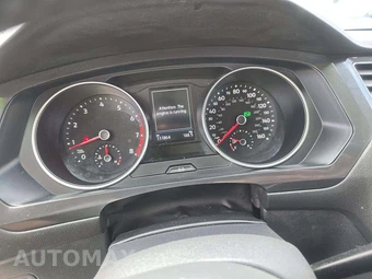 2018 Volkswagen Tiguan SE – miniatura 9