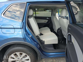 2018 Volkswagen Tiguan SE - miniatura 14