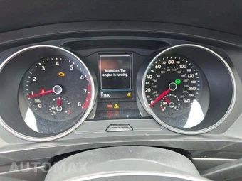 2018 Volkswagen Tiguan SE - miniatura 6