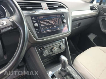 2018 Volkswagen Tiguan SE - miniatura 7