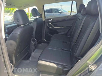 2018 Volkswagen Tiguan SE - miniatura 10