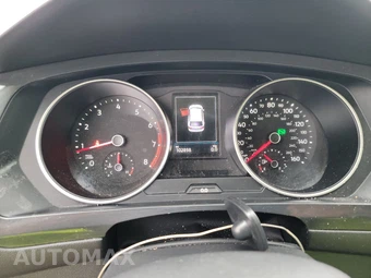 2018 Volkswagen Tiguan SE – miniatura 12