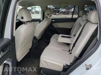 2018 Volkswagen Tiguan SE – miniatura 13