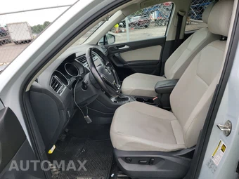 2018 Volkswagen Tiguan SE – miniatura 7
