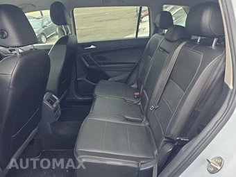 2018 Volkswagen Tiguan SE – miniatura 16