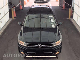 2018 Volkswagen Tiguan SE - miniatura 2
