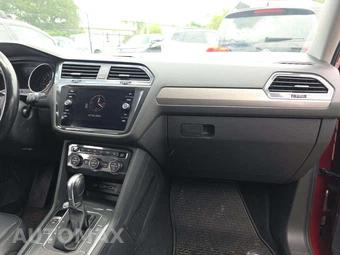 2018 Volkswagen Tiguan SE – miniatura 20