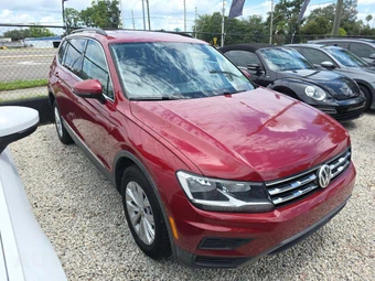 2018 Volkswagen Tiguan SE – miniatura 4