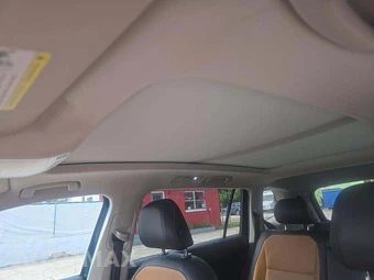 2018 Volkswagen Tiguan SE – miniatura 8