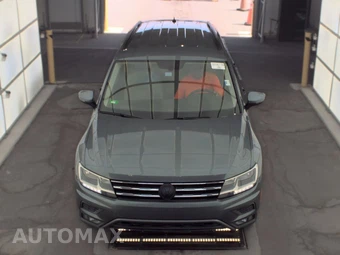 2018 Volkswagen Tiguan SE – miniatura 2