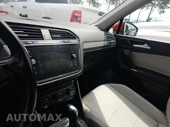 2018 Volkswagen Tiguan SE – miniatura 11