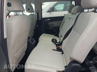 2018 Volkswagen Tiguan SE – miniatura 13