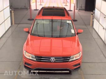 2018 Volkswagen Tiguan SE – miniatura 2