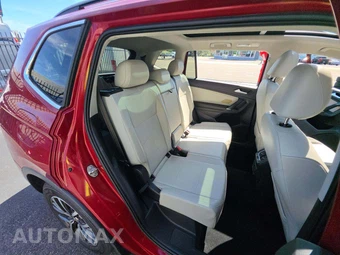 2018 Volkswagen Tiguan SE - miniatura 17