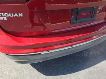 2018 Volkswagen Tiguan SE - miniatura 23
