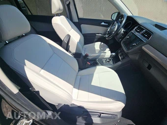 2018 Volkswagen Tiguan SE - miniatura 16