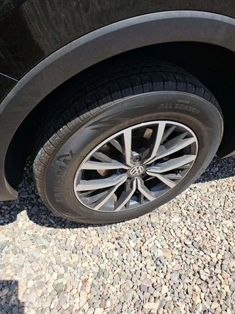 2018 Volkswagen Tiguan SE - miniatura 21