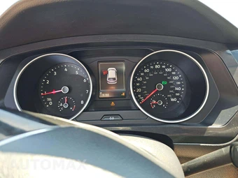 2018 Volkswagen Tiguan SE - miniatura 6