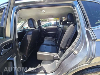 2018 Volkswagen Tiguan SE – miniatura 13