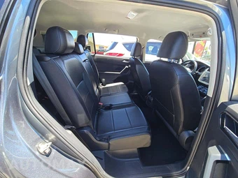 2018 Volkswagen Tiguan SE – miniatura 17