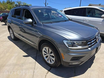2018 Volkswagen Tiguan SE – miniatura 4