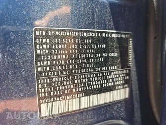 2018 Volkswagen Tiguan SE – miniatura 5