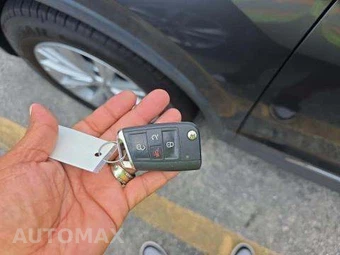 2018 Volkswagen Tiguan SE – miniatura 8